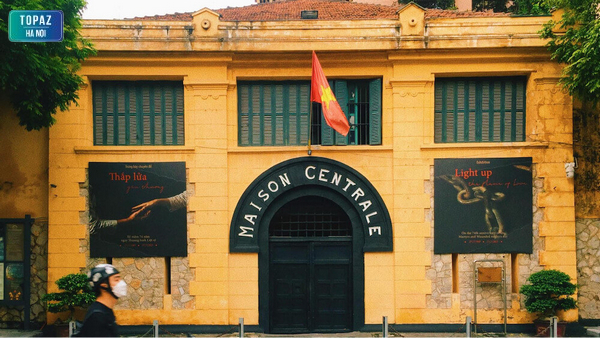 Hoa Lo Prison